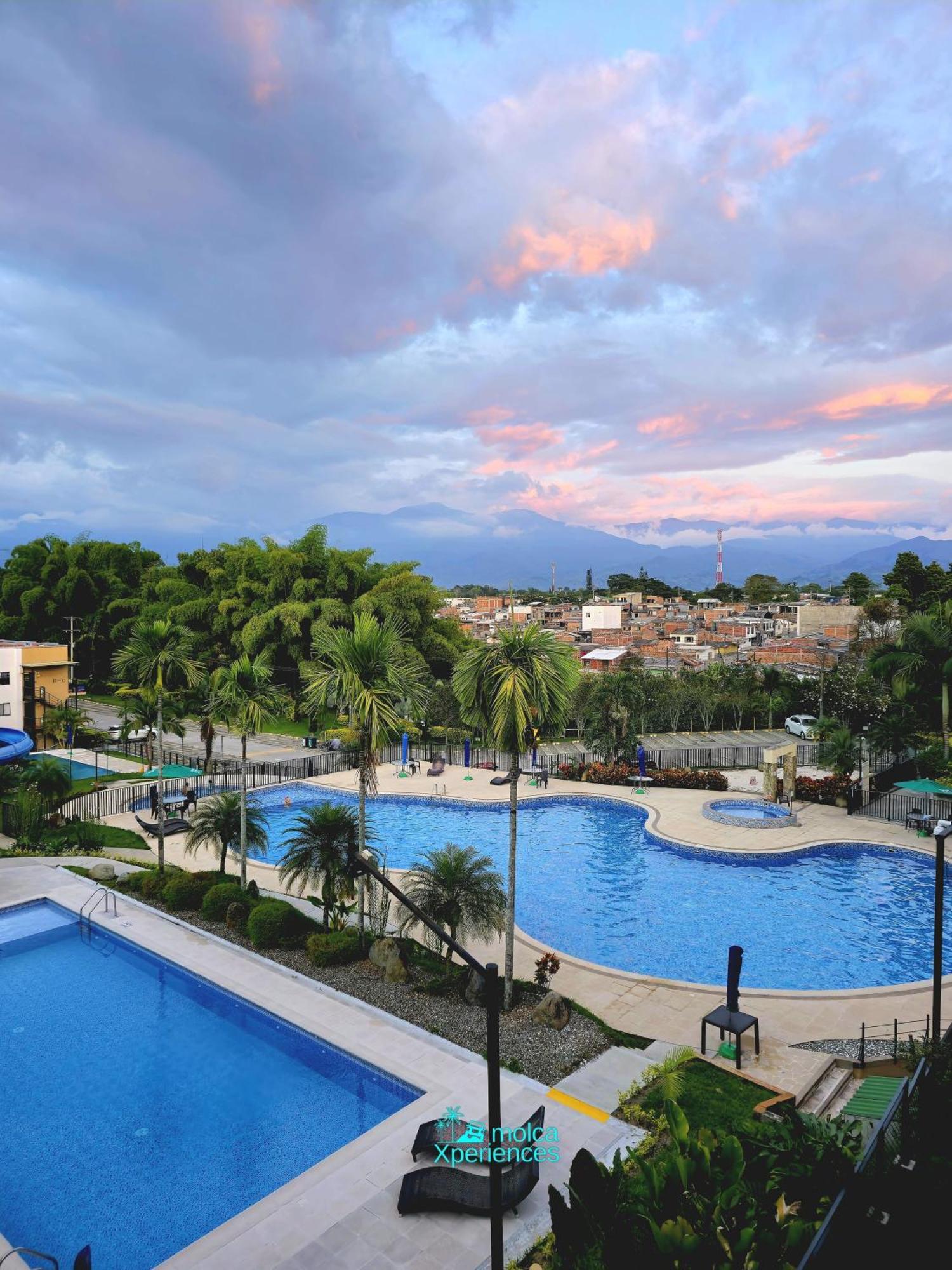 Apartamento Privado Vacacional A 5M Del Aeropuerto, 20 Minutos Del Parque Del Cafe Y Centro De Armenia Con 4 Piscinas, 3 Jacuzzi, Sauna By Molca Xperiences 3H Exterior photo