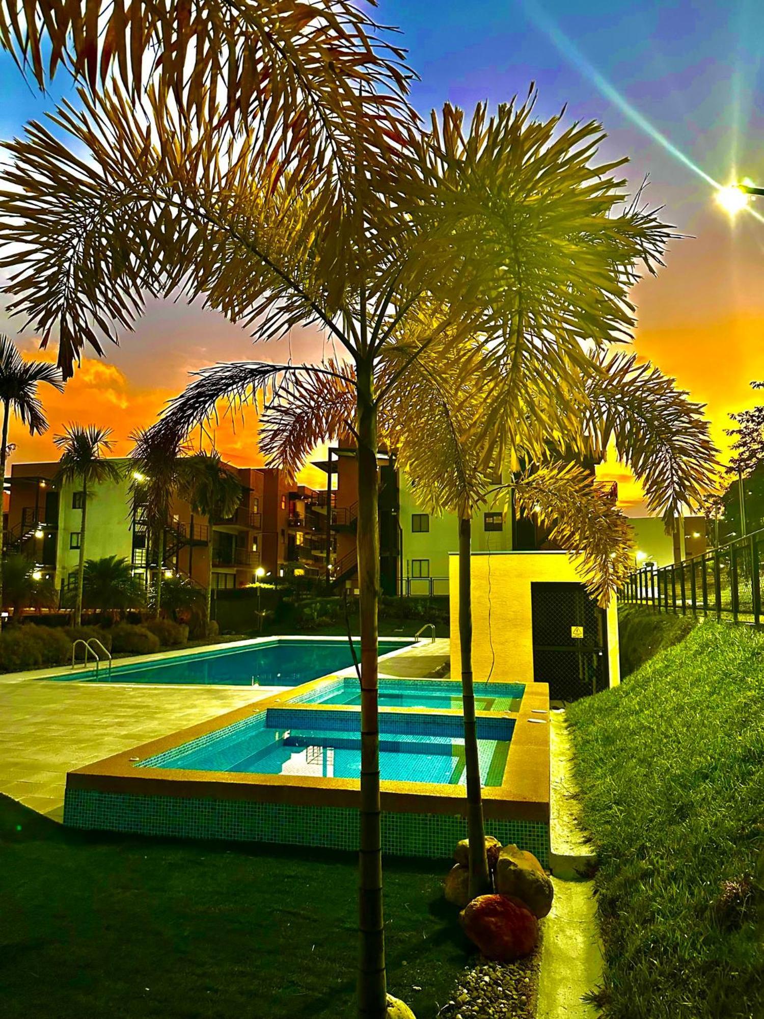 Apartamento Privado Vacacional A 5M Del Aeropuerto, 20 Minutos Del Parque Del Cafe Y Centro De Armenia Con 4 Piscinas, 3 Jacuzzi, Sauna By Molca Xperiences 3H Exterior photo